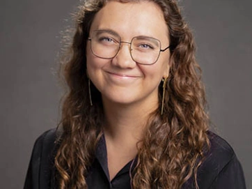 Kira Moolman Pettit
